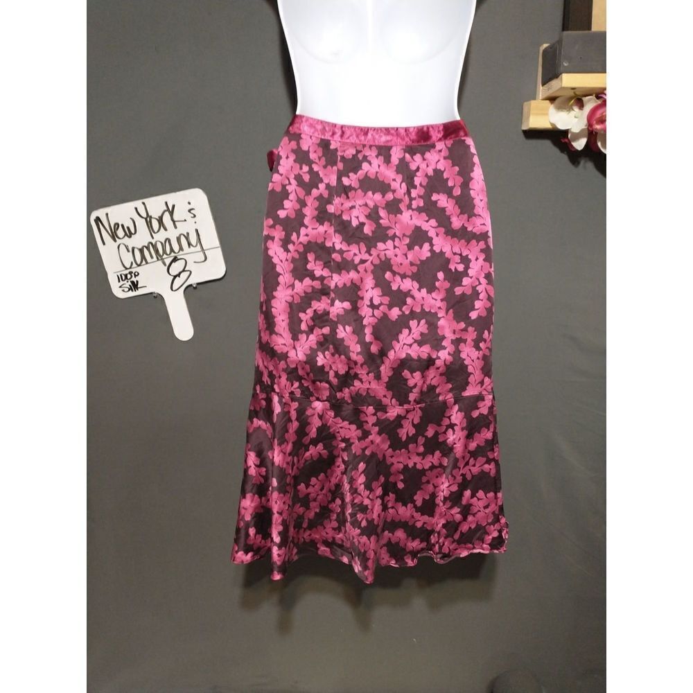 New York & company 100% silk skirt 8